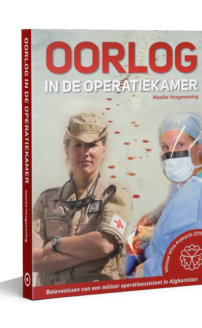 Uitgeverij Kompas-Maaike Hoogewoning-Oorlog in de operatiekamer